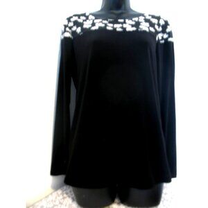 Women's NY COLLECTION  Sz Medium Black&White Long sleeves, Tunic, very soft.